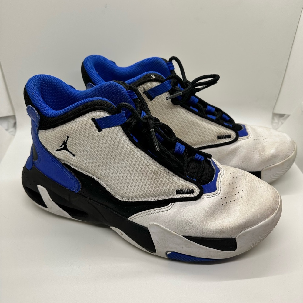 Nike Air Jordan Max Aura 4 Flight White Blue kids Sneaker size 7Y DQ8404-104‎